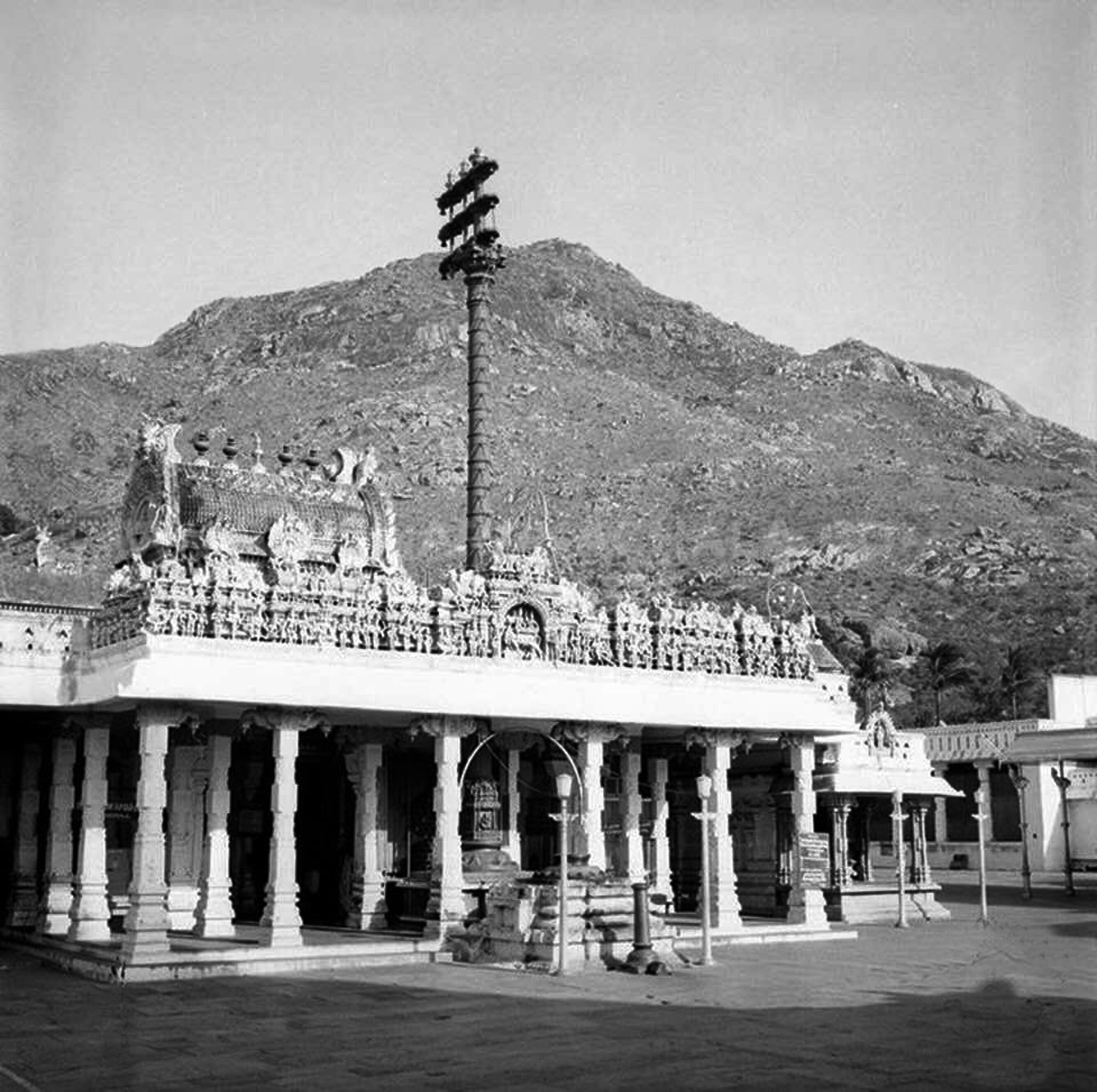 Omarunachala Tiruvannamalai Deepam Girivalam Girivalam Date